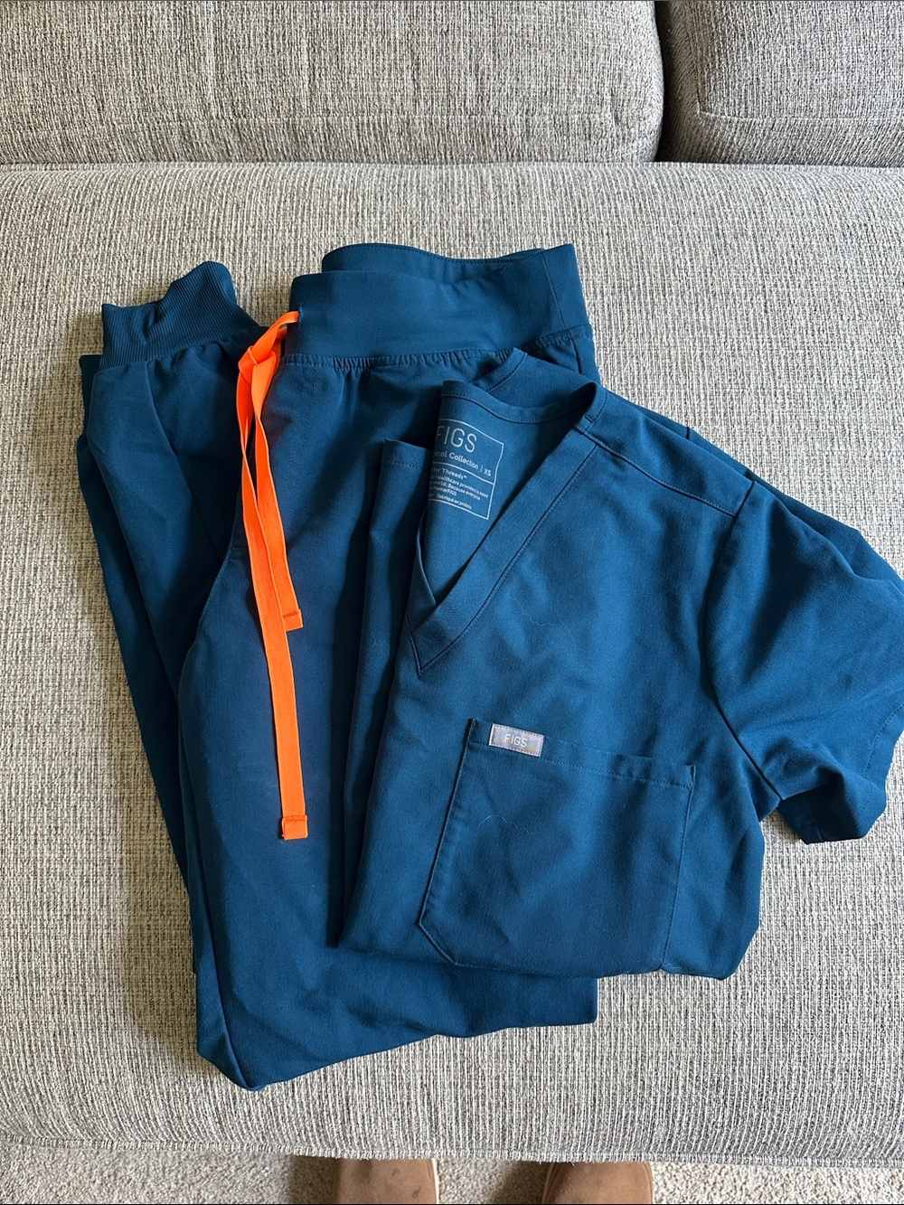 Figs Men’s Teal Jogger Pants with Bright Orange Drawstring